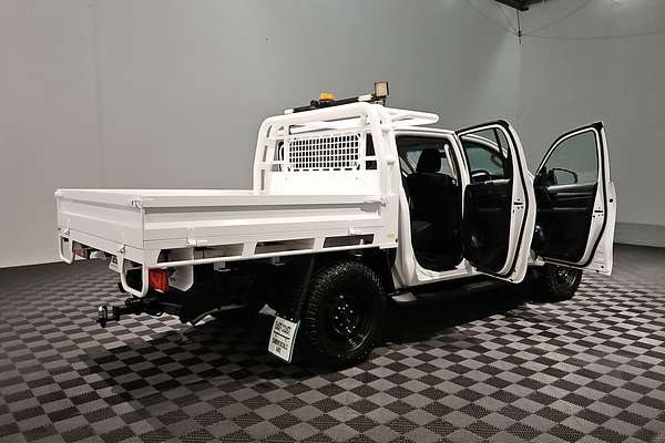 2017 Toyota Hilux SR GUN126R 4X4