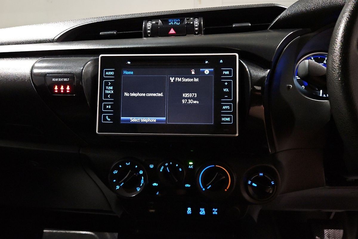 2017 Toyota Hilux SR GUN126R 4X4