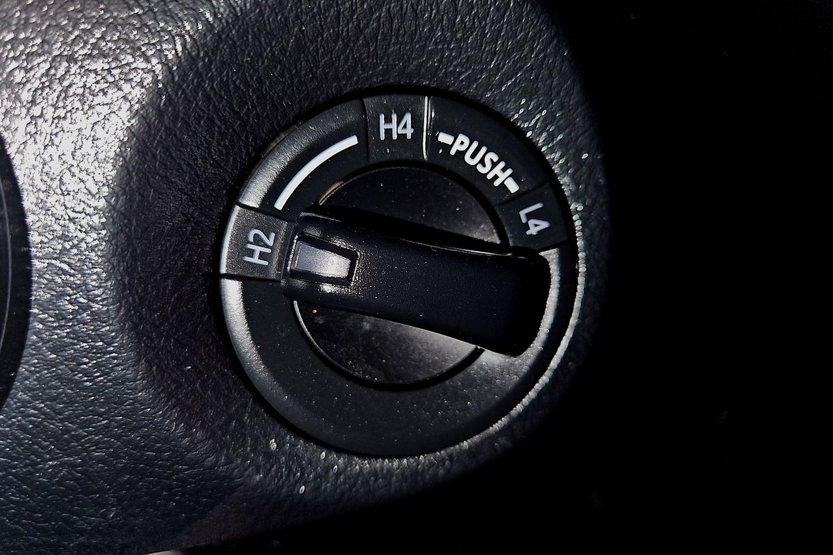 2017 Toyota Hilux SR GUN126R 4X4