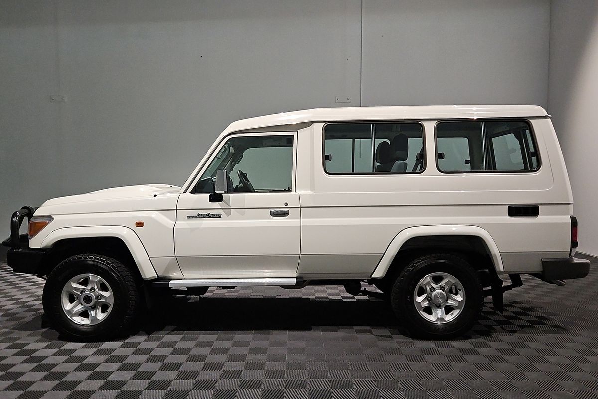 2020 Toyota Landcruiser GXL Troopcarrier VDJ78R