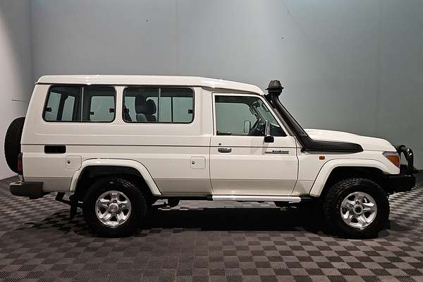 2020 Toyota Landcruiser GXL Troopcarrier VDJ78R