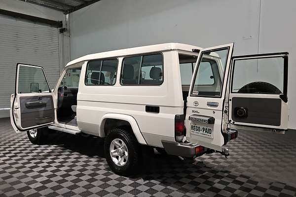 2020 Toyota Landcruiser GXL Troopcarrier VDJ78R