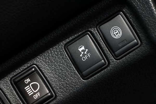 2024 Nissan Navara PRO-4X Warrior D23 4X4