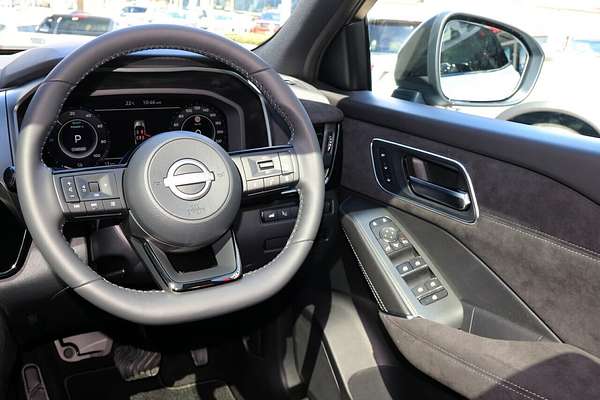 2025 Nissan QASHQAI N-DESIGN e-POWER J12