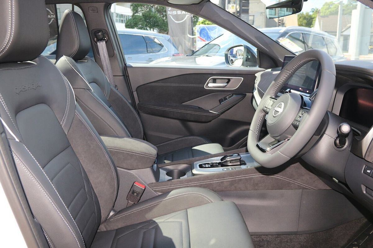 2025 Nissan QASHQAI N-DESIGN e-POWER J12