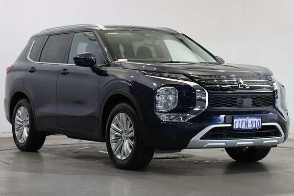 2024 Mitsubishi Outlander LS ZM