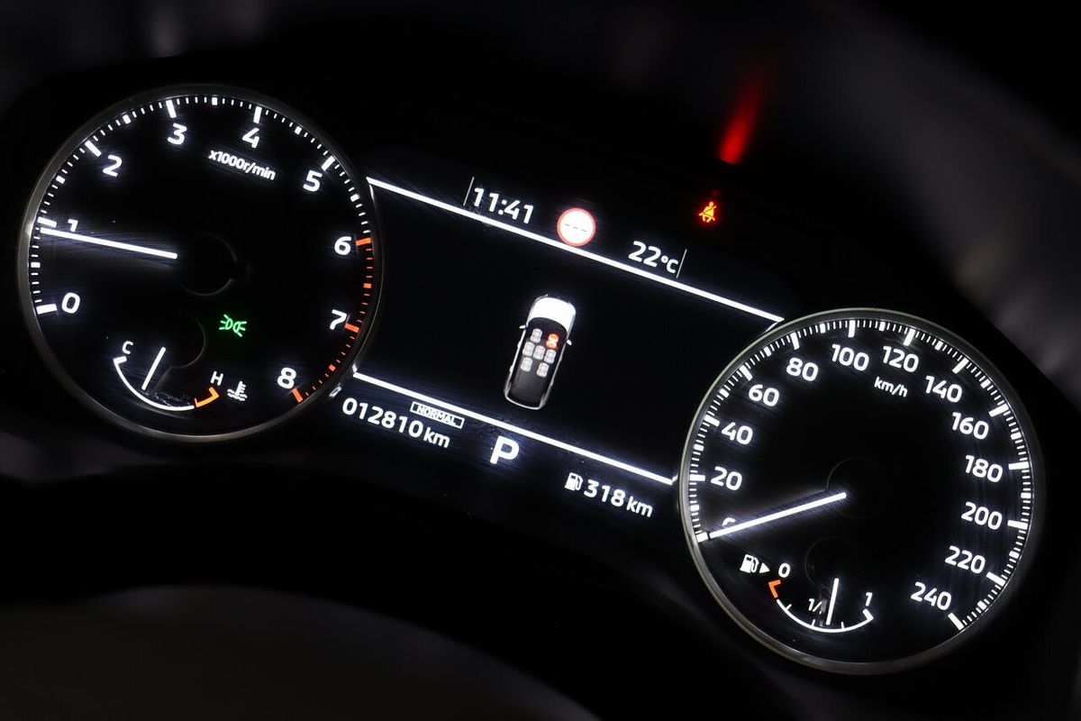 2024 Mitsubishi Outlander LS ZM
