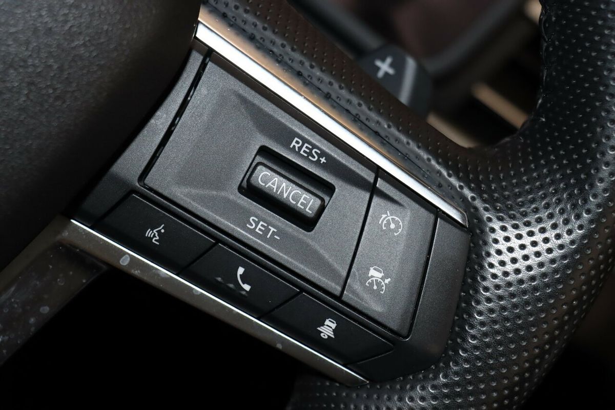 2024 Mitsubishi Outlander LS ZM
