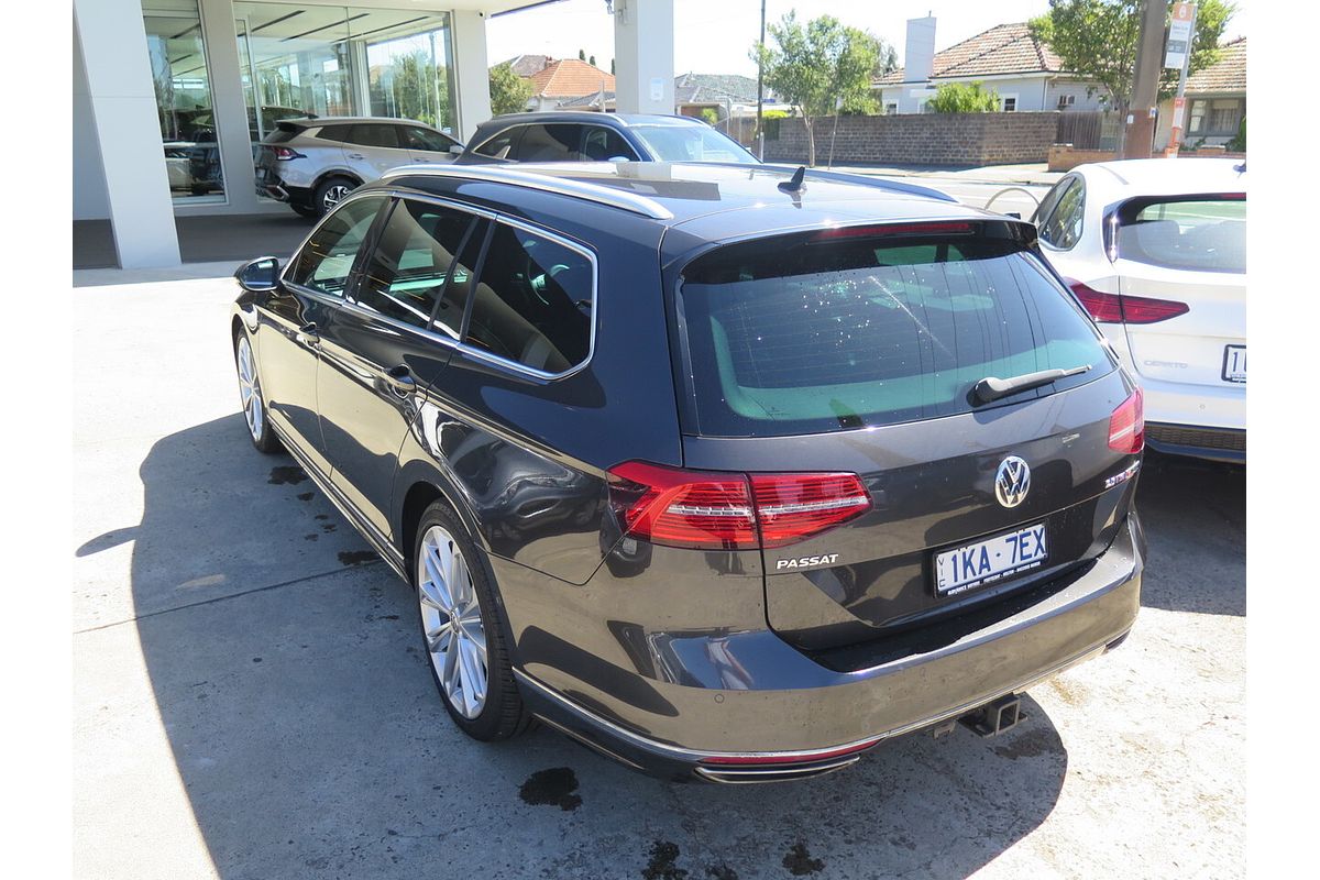 2017 Volkswagen Passat 206TSI R-Line B8