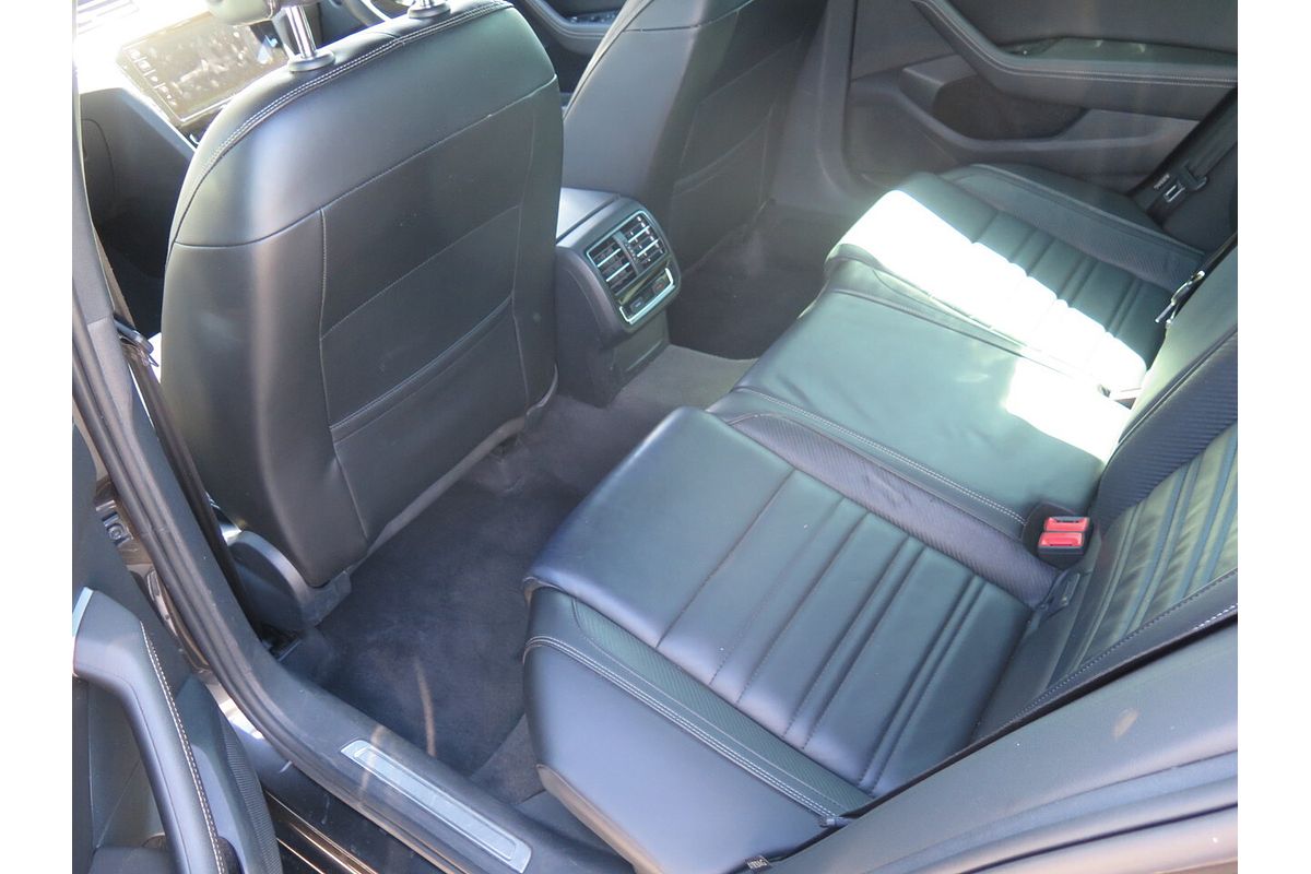 2017 Volkswagen Passat 206TSI R-Line B8