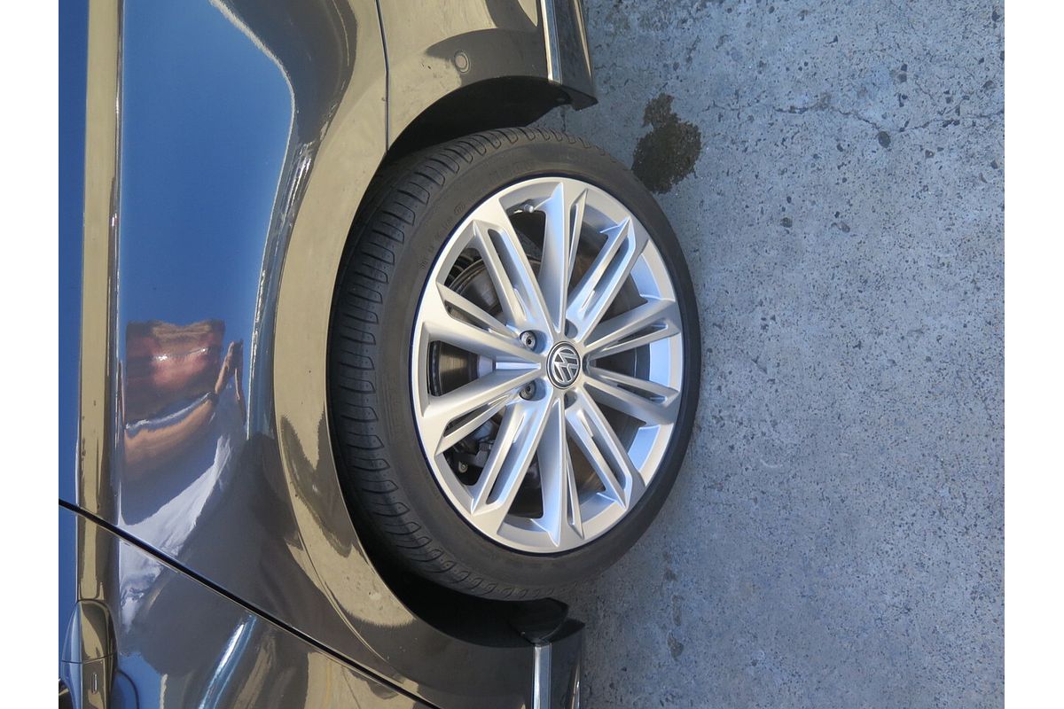 2017 Volkswagen Passat 206TSI R-Line B8
