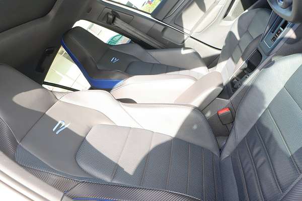 2022 Volkswagen Golf R 8