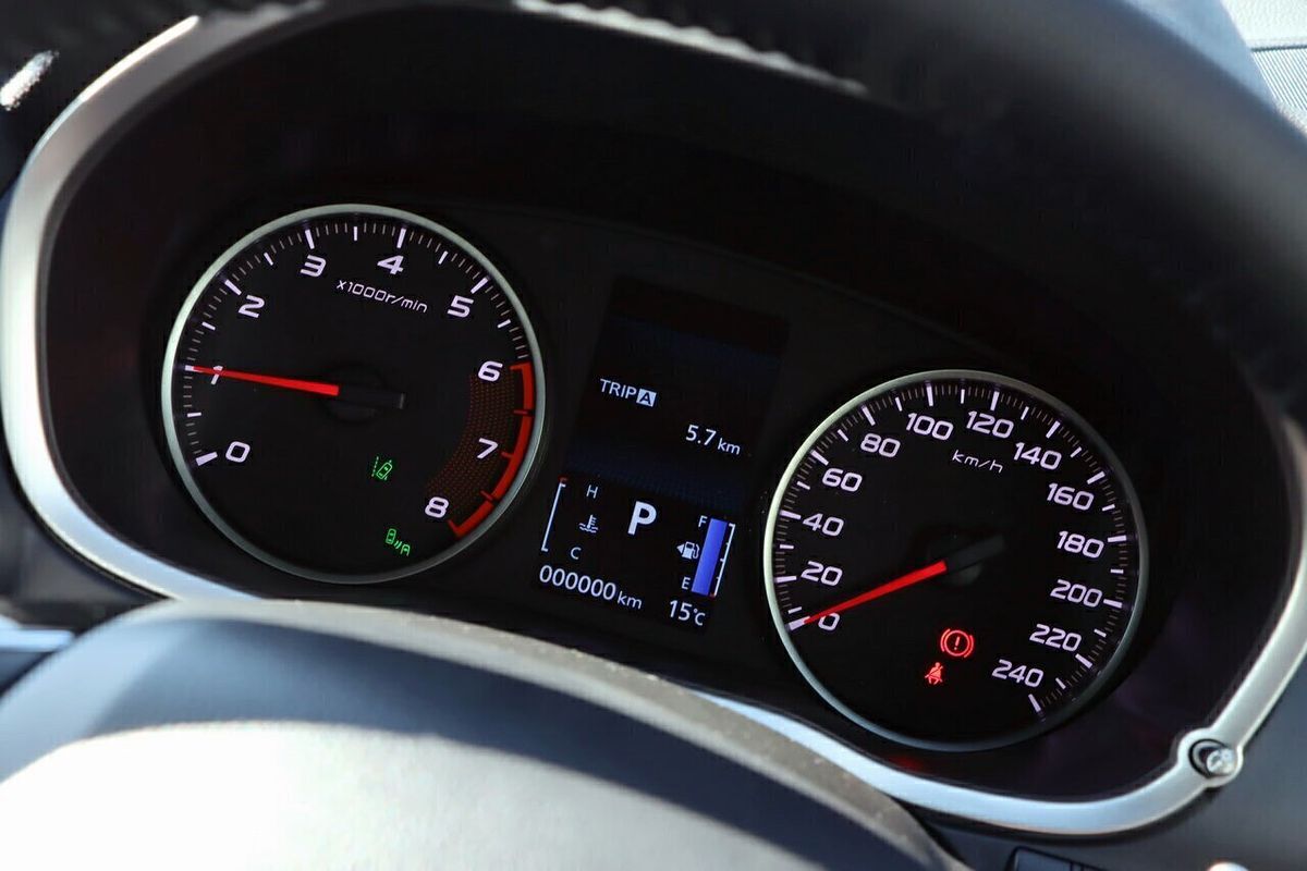 2024 Mitsubishi Eclipse Cross Exceed YB
