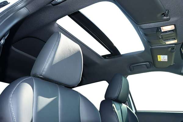 2024 Mitsubishi Eclipse Cross Exceed YB