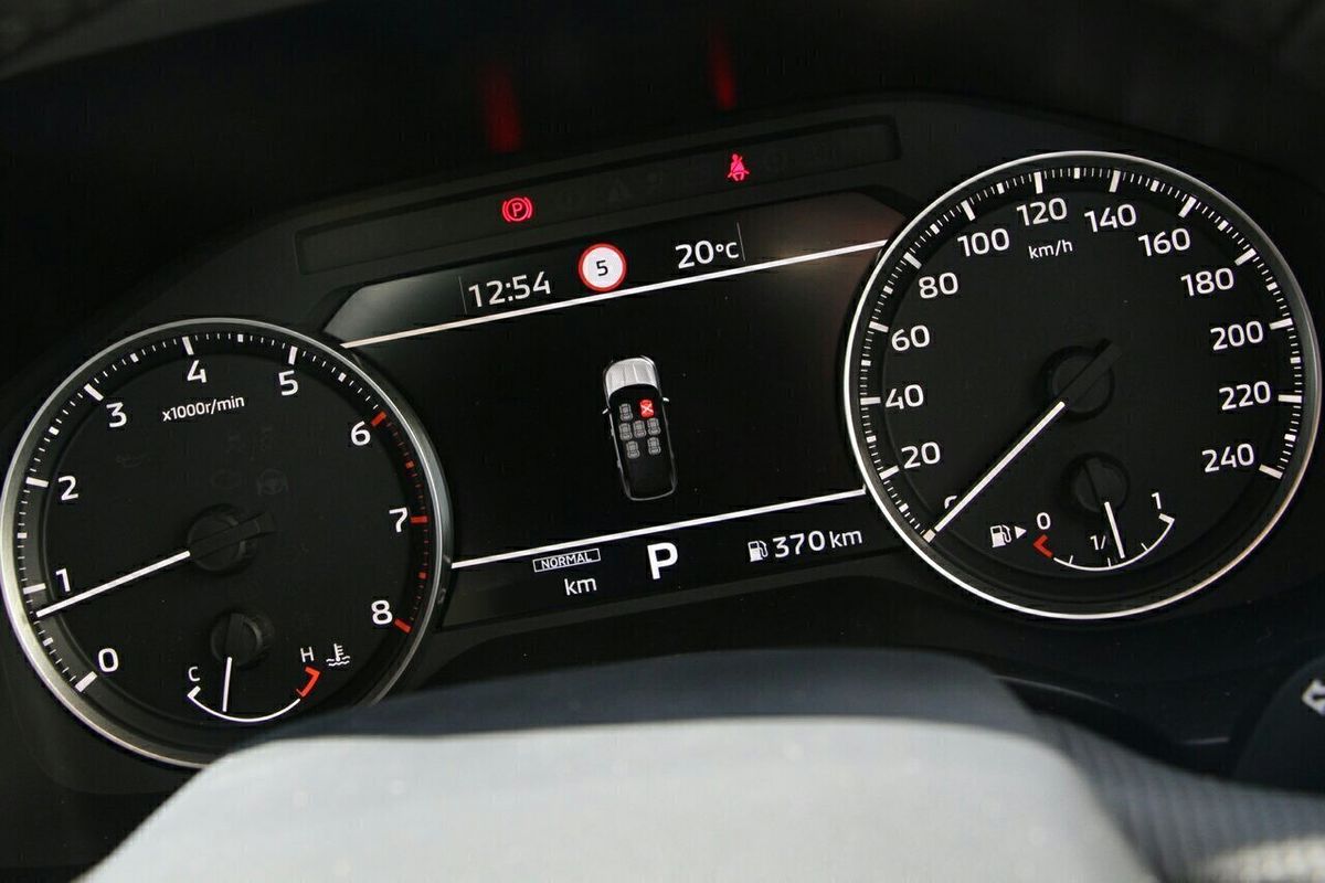 2024 Mitsubishi Outlander Black Edition ZM