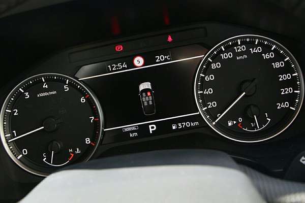 2024 Mitsubishi Outlander Black Edition ZM