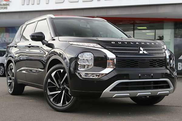2024 Mitsubishi Outlander Exceed ZM