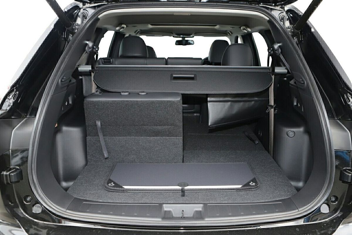 2024 Mitsubishi Outlander Exceed ZM