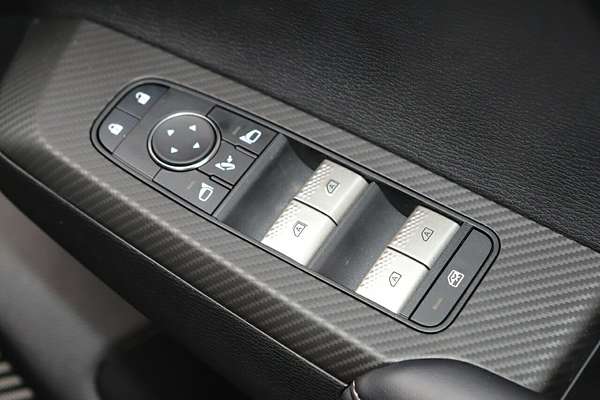 2024 Mitsubishi Outlander Exceed ZM