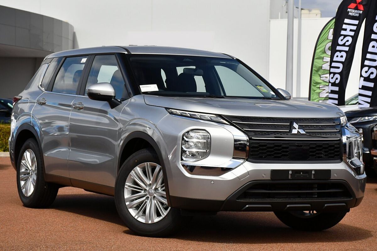 2024 Mitsubishi Outlander ES ZM