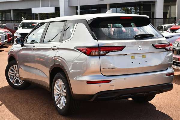 2024 Mitsubishi Outlander ES ZM