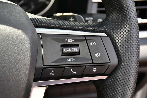 2024 Mitsubishi Outlander ES ZM