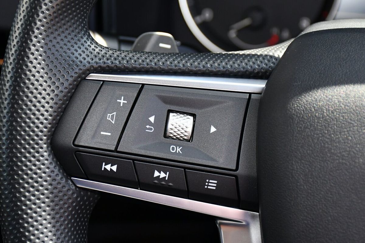 2024 Mitsubishi Outlander ES ZM