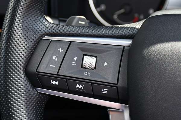 2024 Mitsubishi Outlander ES ZM