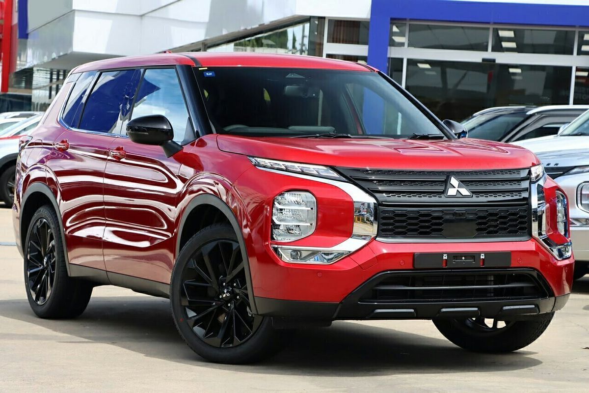 2024 Mitsubishi Outlander Black Edition ZM