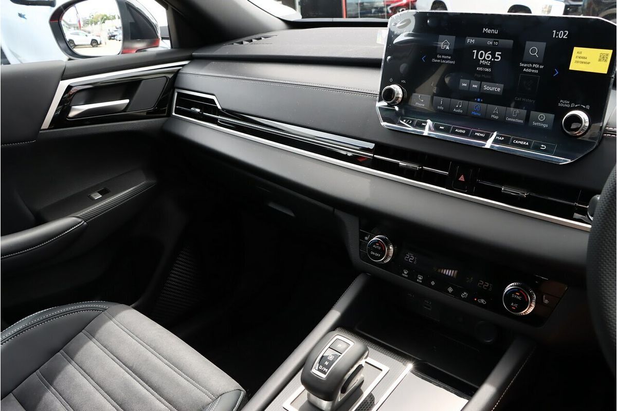 2024 Mitsubishi Outlander Black Edition ZM