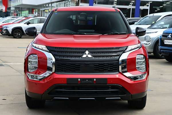 2024 Mitsubishi Outlander Black Edition ZM