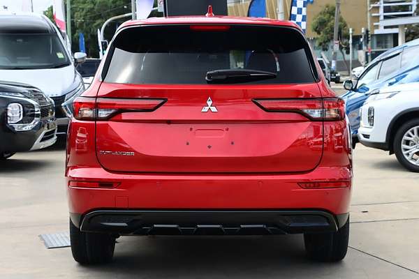 2024 Mitsubishi Outlander Black Edition ZM