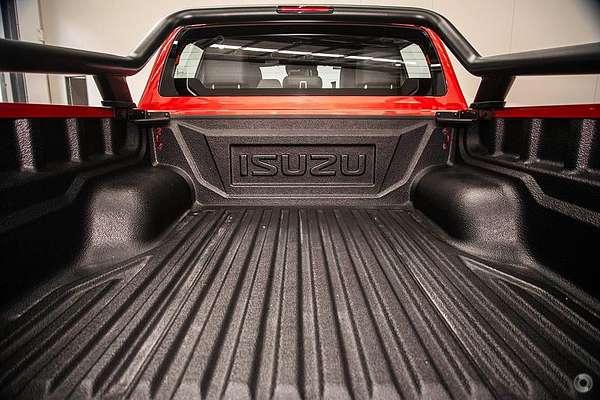 2024 Isuzu D-MAX BLADE 4X4
