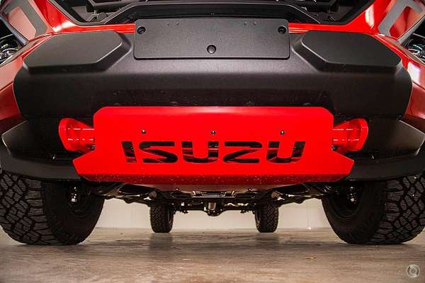 2024 Isuzu D-MAX BLADE 4X4