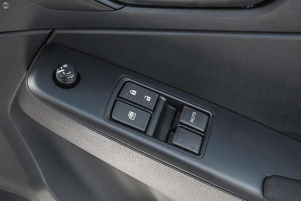 2024 Isuzu D-MAX SX High Ride Rear Wheel Drive