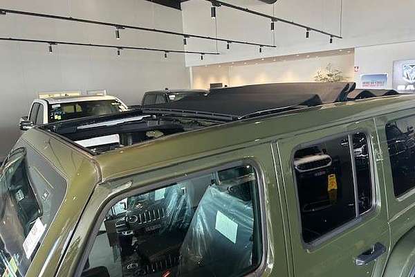 2024 Jeep Wrangler Unlimited Overland JL