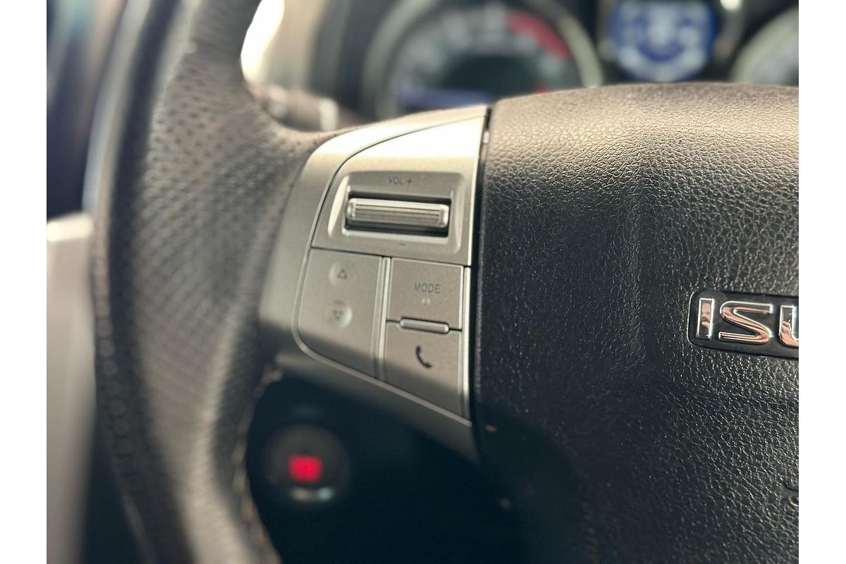 2020 Isuzu MU-X LS-T