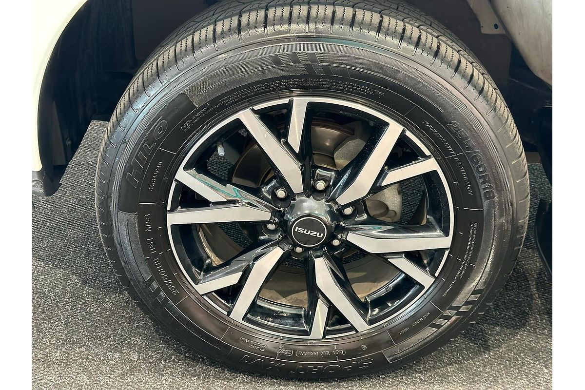 2020 Isuzu MU-X LS-T