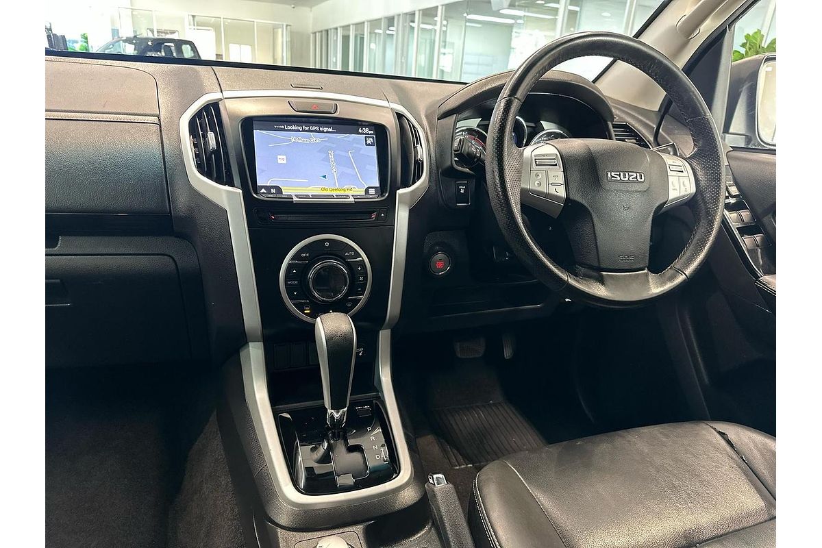 2020 Isuzu MU-X LS-T