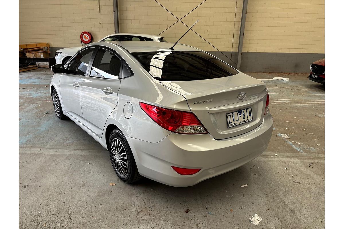 2013 Hyundai Accent Active RB