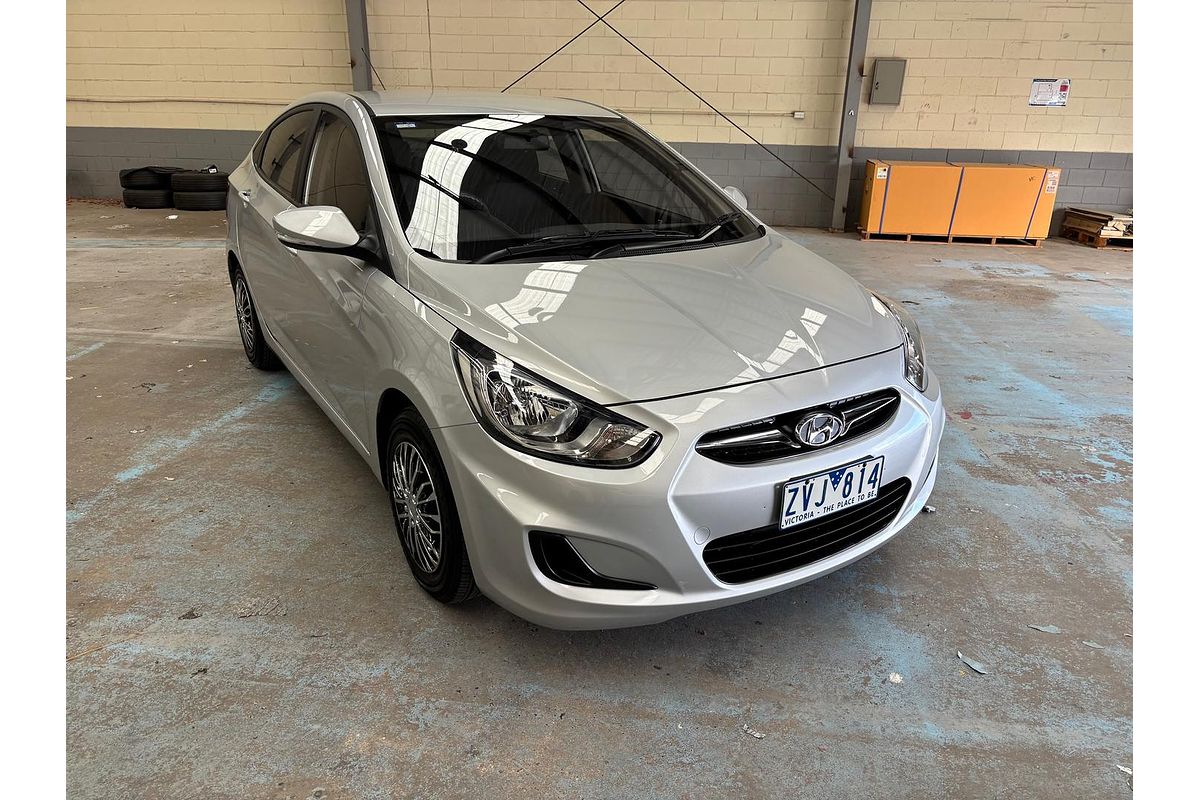 2013 Hyundai Accent Active RB
