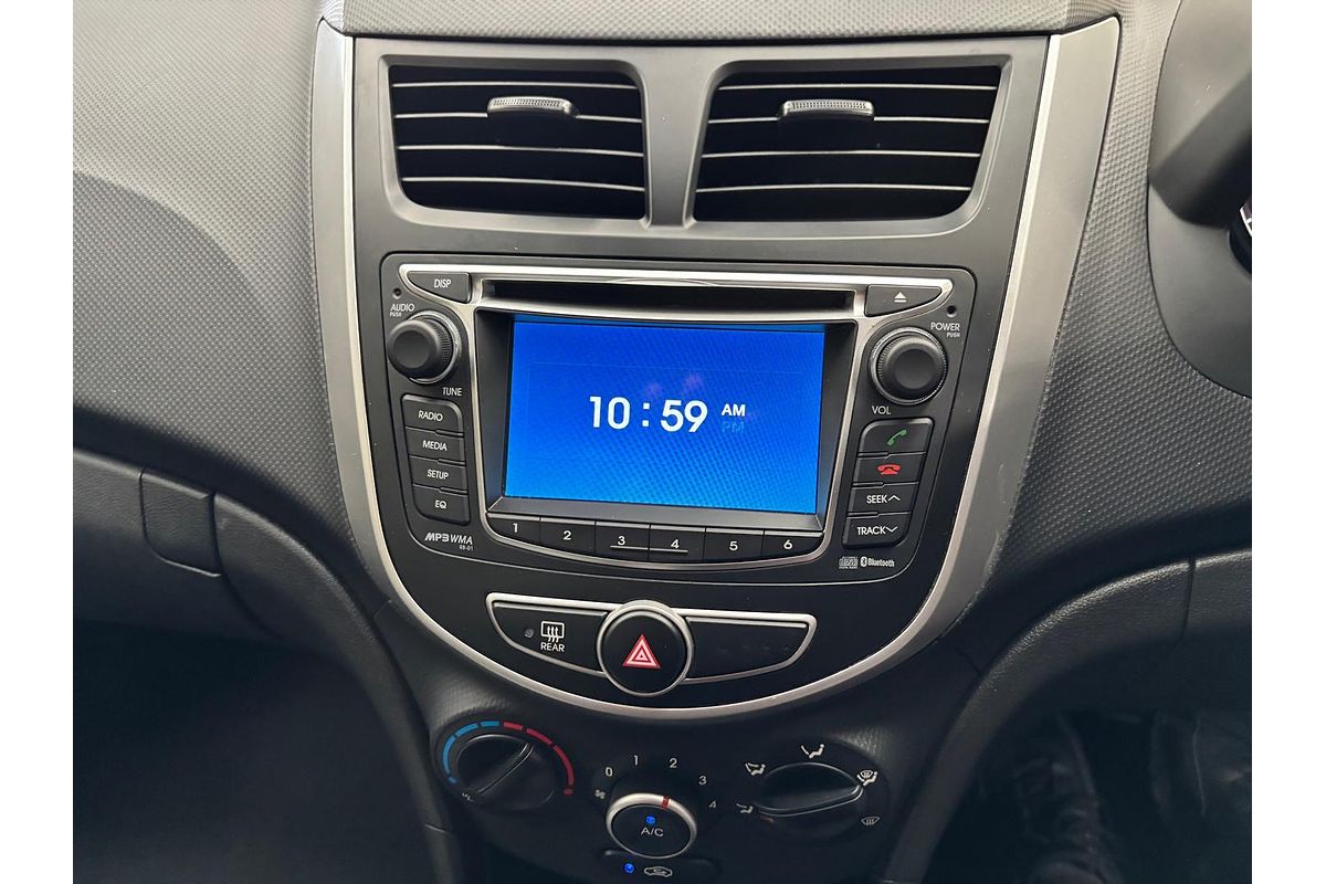 2013 Hyundai Accent Active RB