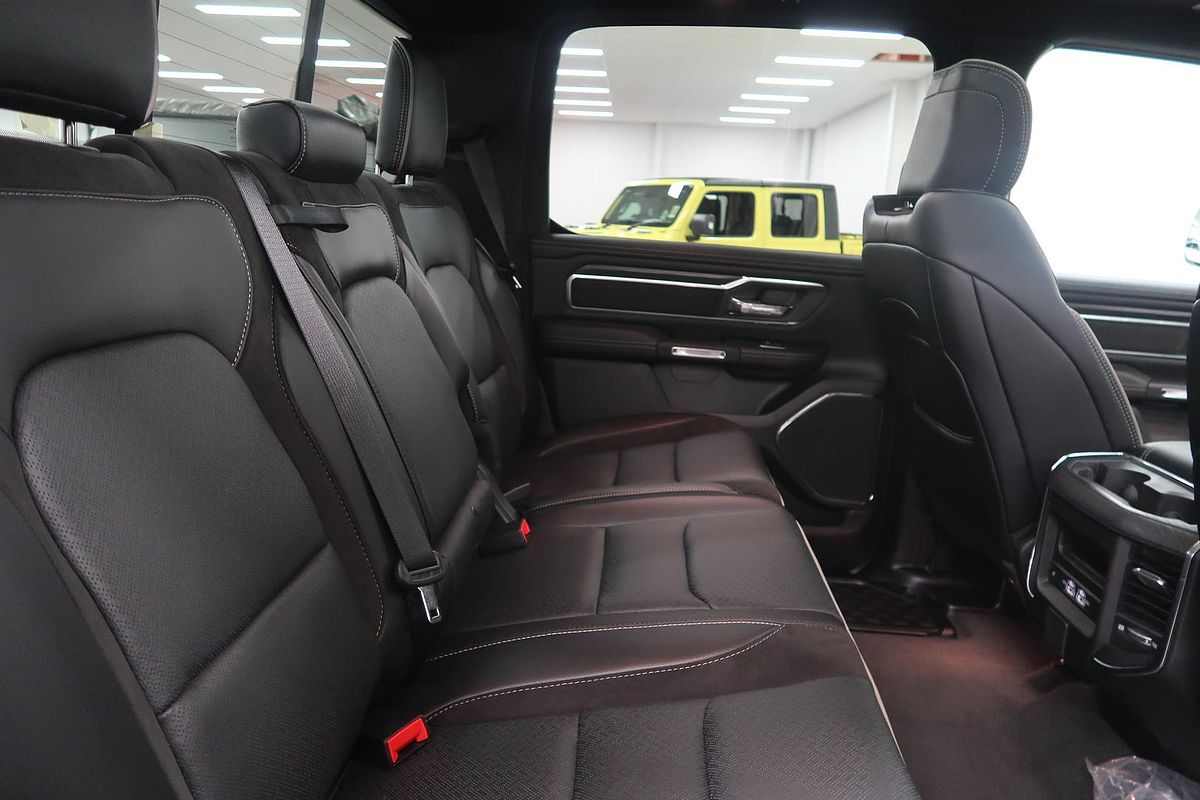 2024 RAM 1500 Laramie DT 4X4 SWB