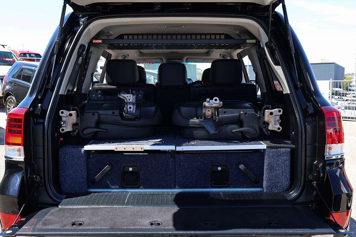 2017 Toyota Landcruiser Sahara VDJ200R