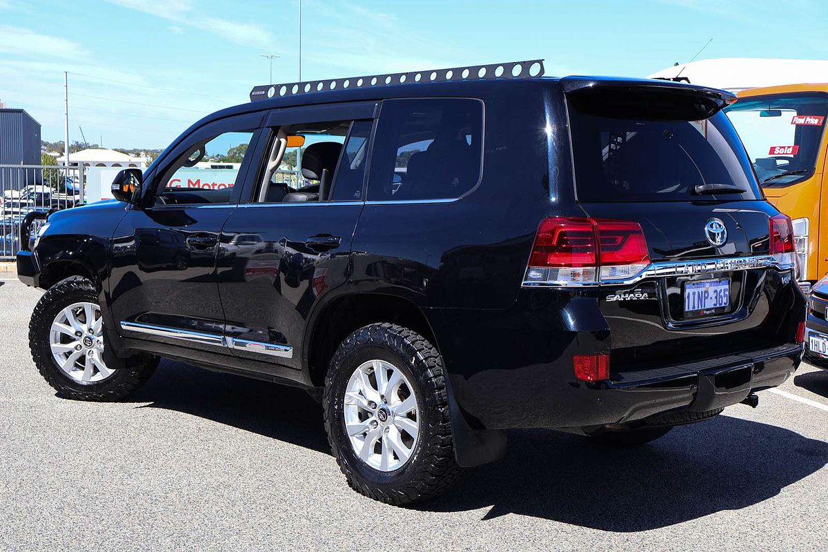 2017 Toyota Landcruiser Sahara VDJ200R