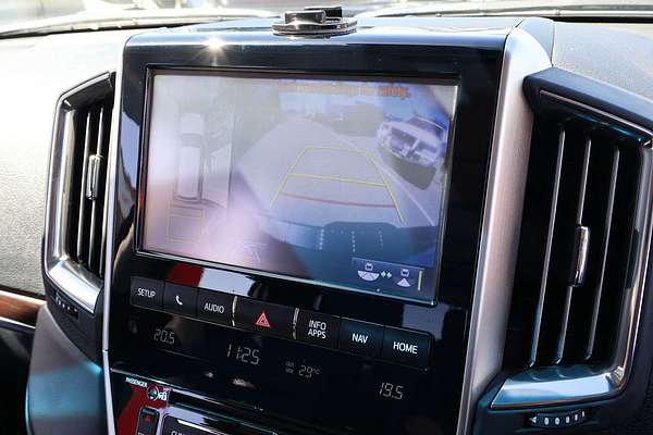 2017 Toyota Landcruiser Sahara VDJ200R