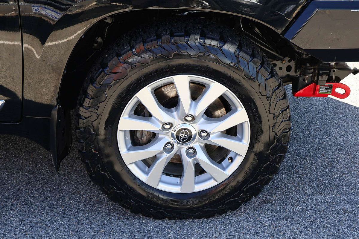 2017 Toyota Landcruiser Sahara VDJ200R