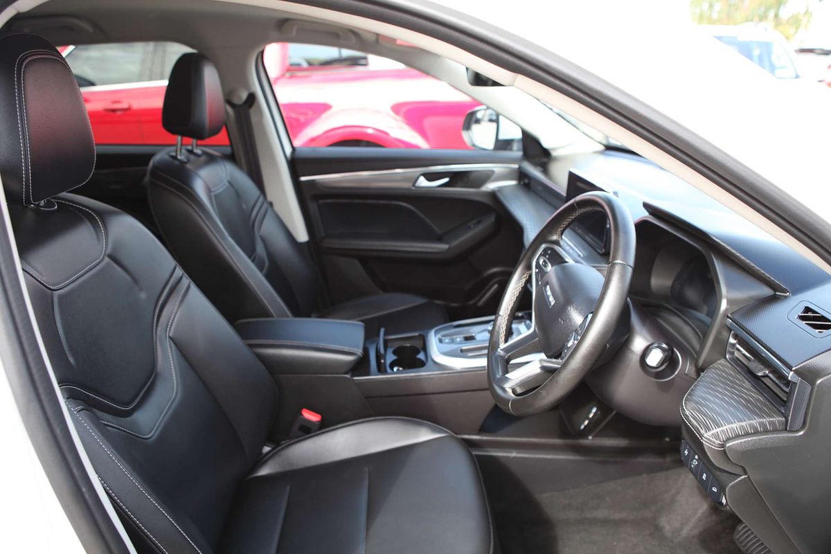 2023 GWM Haval Jolion Lux Hybrid A01
