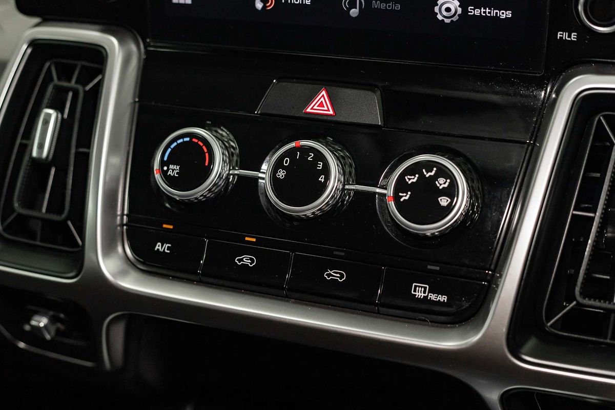 2020 Kia Sorento S MQ4