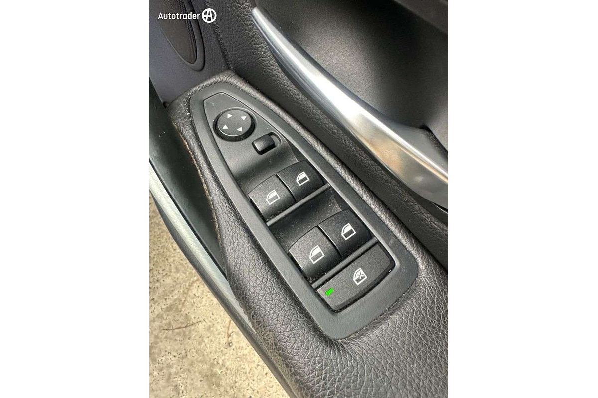 2014 BMW 3 Series 320i F30